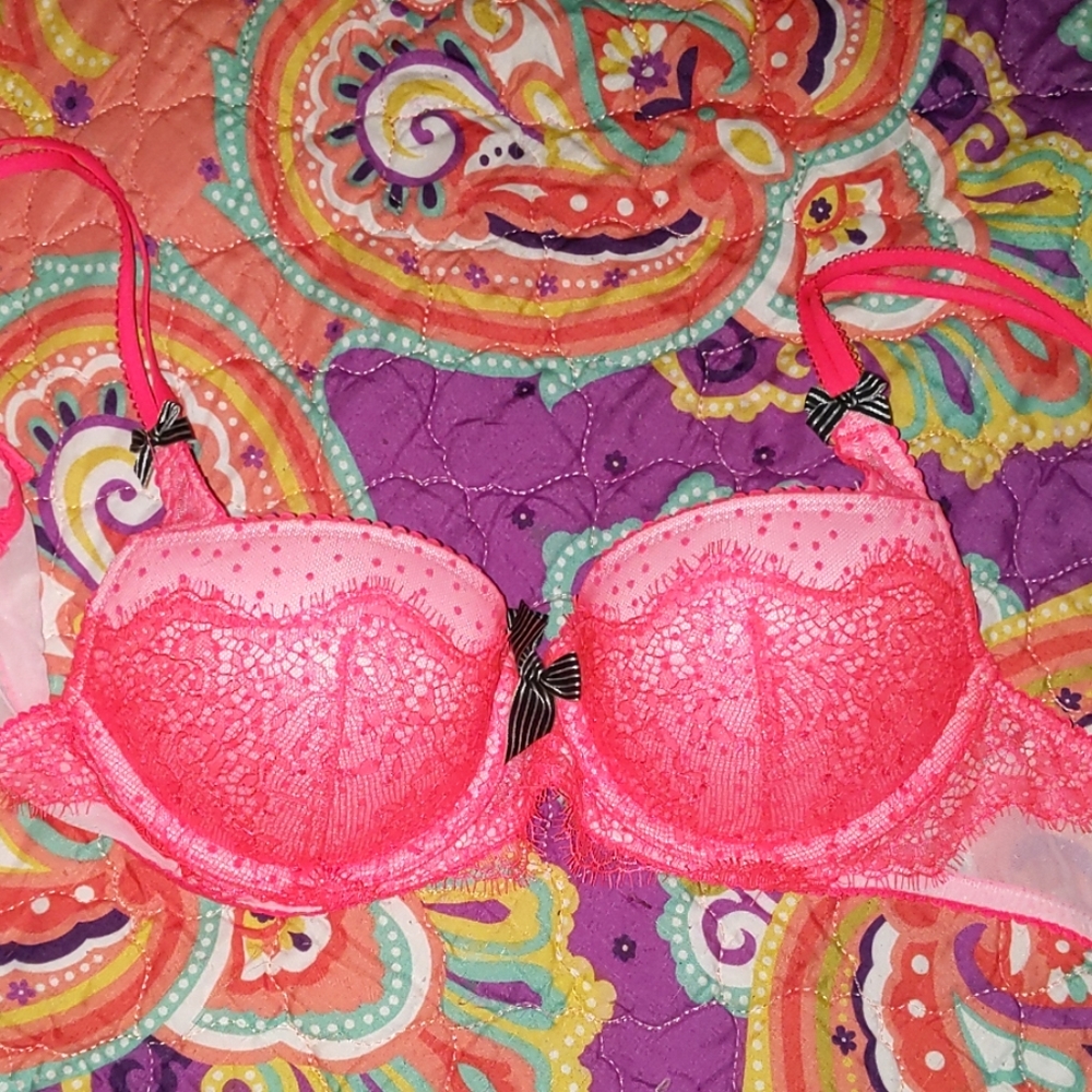 Victoria secret 34b perfect condition bra